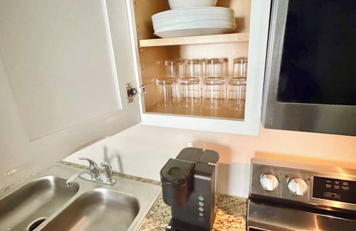 Northeast Houston Casa | Brilliant 3-bedroom house with AC in Houston