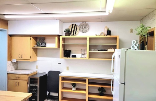 Arnolds Park Casa | 14 habitaciones ¡Excelente ubicación! Central StayCation Grupos grandes tiene capacidad para 32