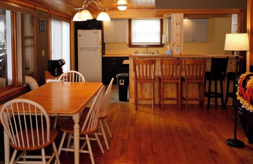 Dundee Cabina | Bring the whole family to this great place with lots of room for fun.