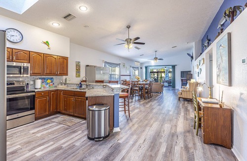 Crystal River Casa | Bring your Boat and Enjoy Crystal River! Fish & See Manatee at Our Dock