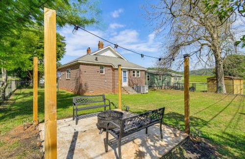Guntersville Casa | Bring Your Boat Retreat Near Lake Guntersville
