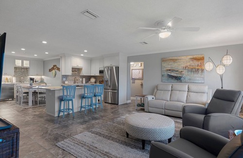 Springs at Kings Bay Condominio | Bring your own boat l Waterfront with dock l Sleeps 9