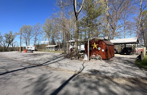 Bradford Alquiler De RV | Bring your own camper DayDreams Campground Lamoka Lake