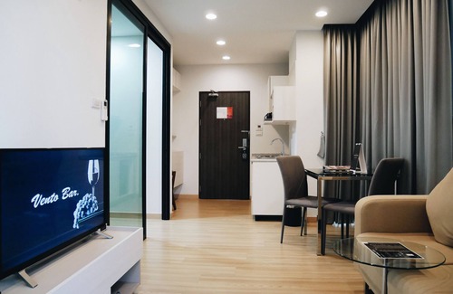 Nong Pa Khrang Hotel | Brique Hotel Chiang Mai