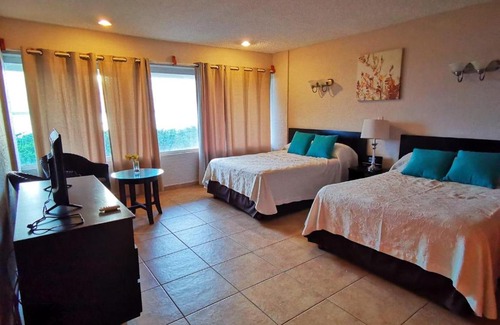 Zona Hotelera Apartamento | Brisas Beachfront Studios in Hotel Zone