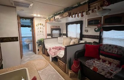 Bejucos Casa | Brisas de Isabela Cozy Glamper 1A