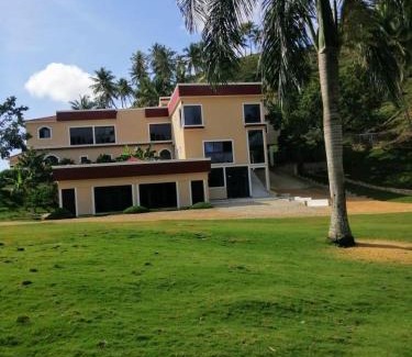 Puerto Bahia Apartamento | Brisas de la cascada