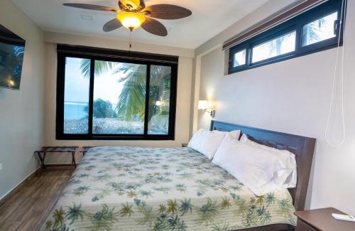 Antoneys Cay Hotel | Brisas Del Mar Beach + Dive Resort