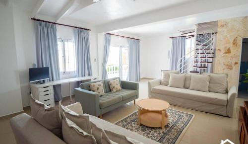 Cabarete Apartamento | Brisas Doradas Beachfront Villa