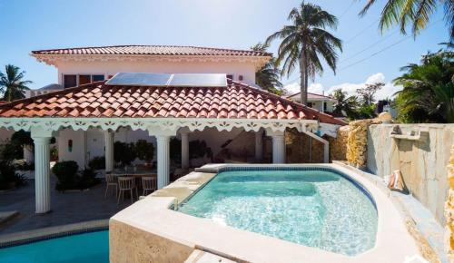 Cabarete Apartamento | Brisas Doradas Beachfront Villa