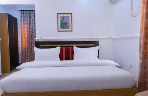 Asokoro Cabina | Bristlecone Suites - Economy Double