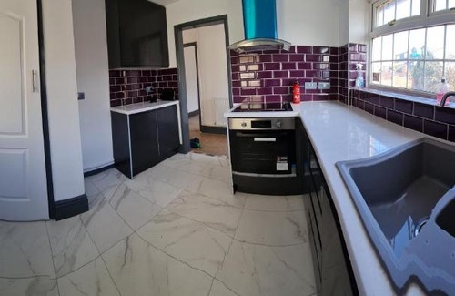 Hanham Casa | Bristol 2-Bed Bungalow Sleeps 4 Parking