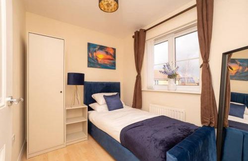 Cribbs Causeway Apartamento | Bristol's Coach House - 2 Bedroom Detached Apartment with Secure Parking