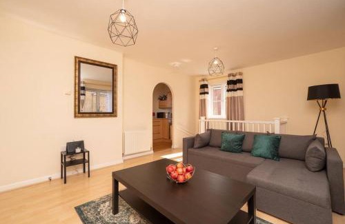 Cribbs Causeway Apartamento | Bristol's Coach House - 2 Bedroom Detached Apartment with Secure Parking