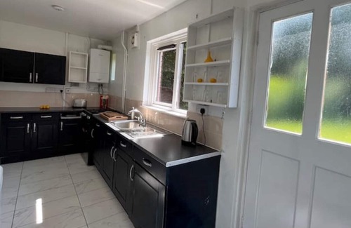 Cribbs Causeway Otro | Bristol, Southmead Comfortable and Relaxing House