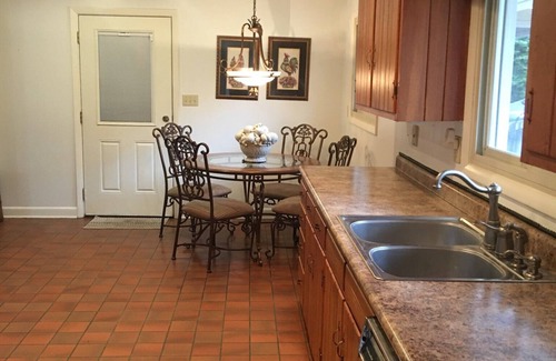 Bristol Casa | Bristol Whippoorwill Circle
