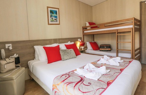 Sainte-Maxime City Centre Hotel | BRIT HOTEL Confort Le Revest Sainte Maxime