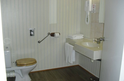 Avallon Hotel | Brit Hotel Dak’Hôtel