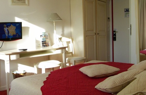 Nogent-le-Rotrou Hotel | Brit Hotel Du Perche