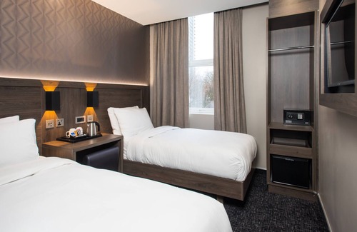 Elephant and Castle Hotel | Brit Hotels Elephant Castle