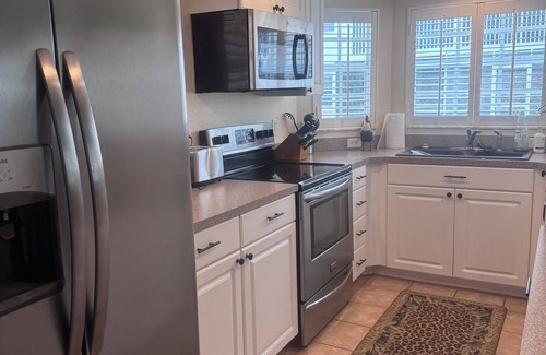 Lutz Condominio | Brithday Suit Suite with WiFi in Paradise Lakes Clothing Optional Complex