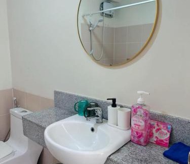 Kapitolyo Hotel | Brixton place 2815 Weston tower