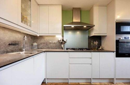 Coldharbour Casa | Brixton Rooftops, by Veeve