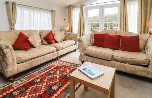 Moreton Casa | Broad Down