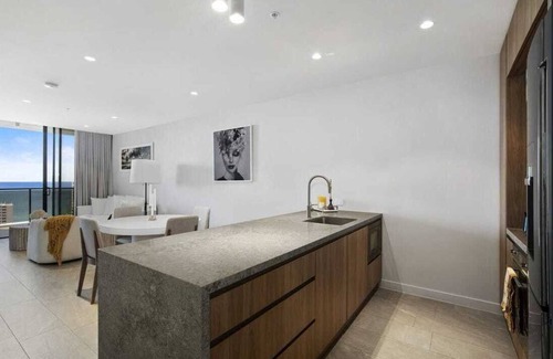 Broadbeach Apartamento | Broadbeach Elegant apartment with views!