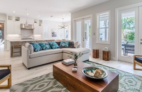 Longbeach Village Casa | ��Casa de alquiler de lujo con piscina privada en Longboat Key disponible semanalmente!