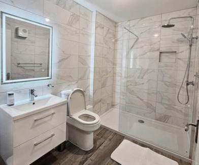 Trim Apartamento | Brogans Apartments
