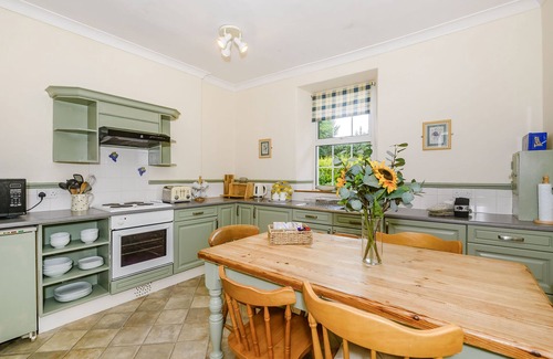 Okehampton Cabaña | BROKAN @ FOURWINDS, family friendly, with open fire in Okehampton