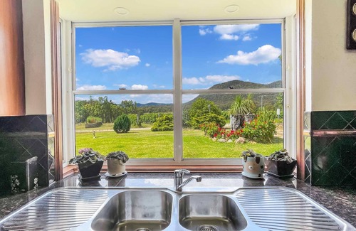 Broke Casa | Broke in the Vines - 6 bedroom farmhouse on working vineyard