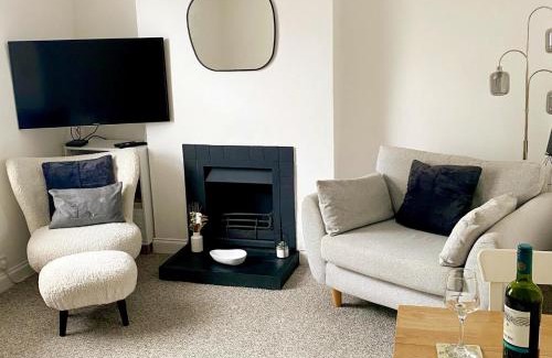 Penrhyndeudraeth Casa | Bron Eryri - Our Cosy House opposite the entrance to Portmeirion!