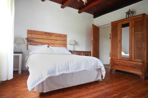 Barrydale Chalet De Esquí | Bronze Grove Farm and Chalets