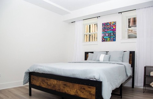 Bronzeville Condominio | Bronzeville Bungalow, Gated Private-entrance, Minutes to South Loop & Hyde Park