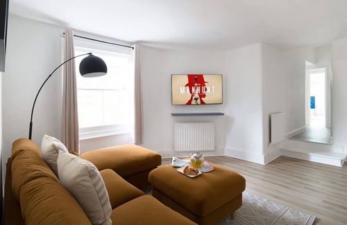 Addison Apartamento | Brook Green Stylish 2 bed