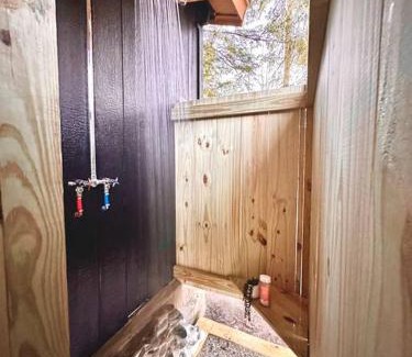 Wardsboro Chalet De Esquí | Brook Haven Retreat - Minutes to Mt Snow/Stratton, Pet Friendly!