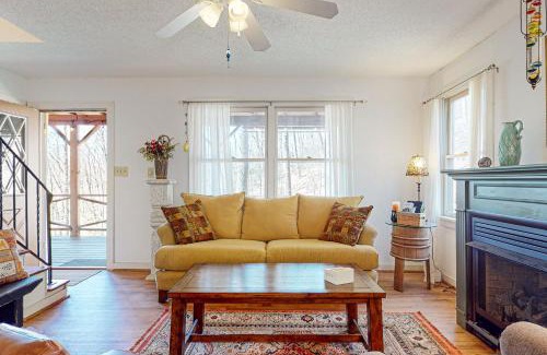 Hendersonville Casa | Brook Hollow