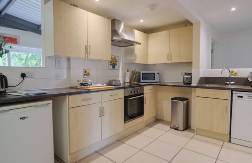 Broadwindsor Cabaña | Brookfield Lodge, BEAMINSTER