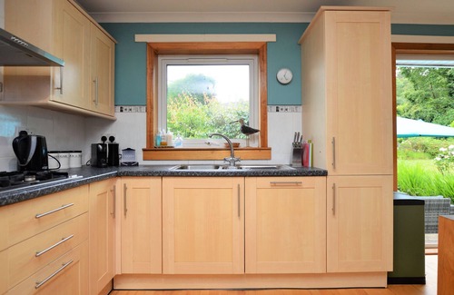 Kilmun Casa | Brookfield, picturesue quiet location, sleeps 8, pet friendly