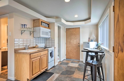 Brookings Apartamento | Brookings Apt por Chetco Point-Walk to Coast & Town