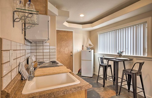Brookings Apartamento | Brookings Apt por Chetco Point-Walk to Coast & Town
