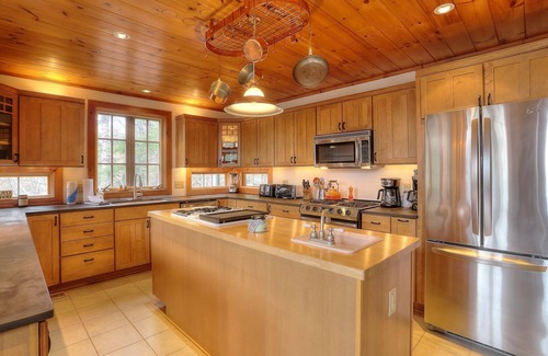 Rangeley Casa | Brooklake - Custom built home on Dodge Pond, with 250' on Dodge Pond Stream too