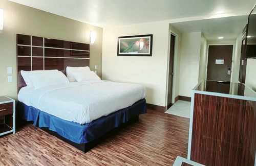 Bedford-Stuyvesant Hotel | Brooklyn Broadway Hotel
