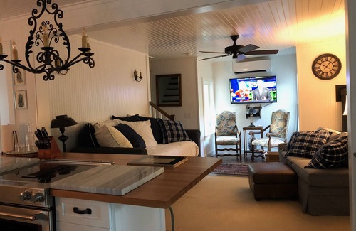Bass Harbor Casa | "Brookshire Cottage" Un acogedor hogar renovado en Newley