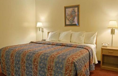 Inez Hotel | Brookshire Inn