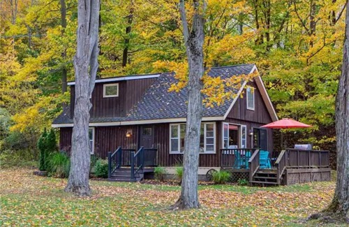 Skaneateles Casa | Brookside Cottage at Skaneateles Lake - 3 Bedroom Home