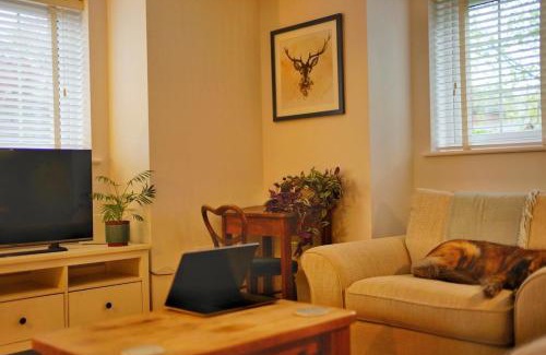 Abbots Langley Apartamento | Broomfield Nook - 2 Bed Ground floor Maisonette close to Harry Potter studio tour