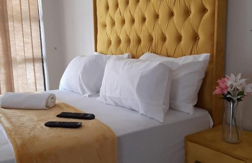 Kempton Park Casa | Brovad Guesthouse